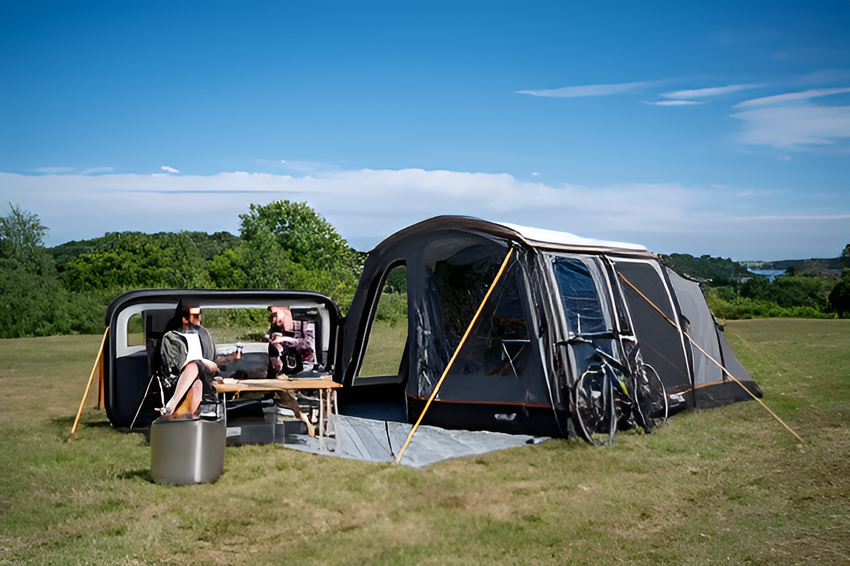 T24 Self-inflating Smart Tent